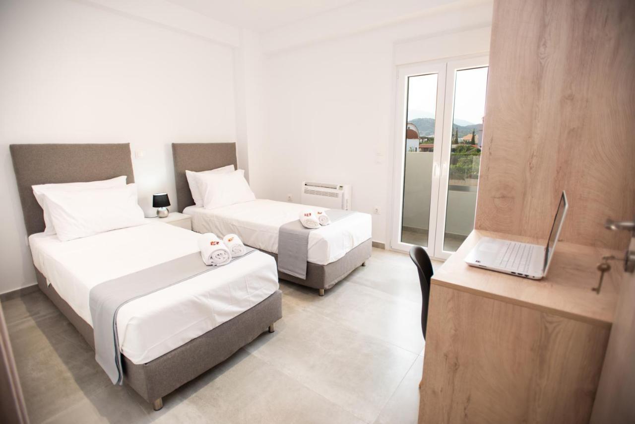 Raeti Apartments Tympáki エクステリア 写真