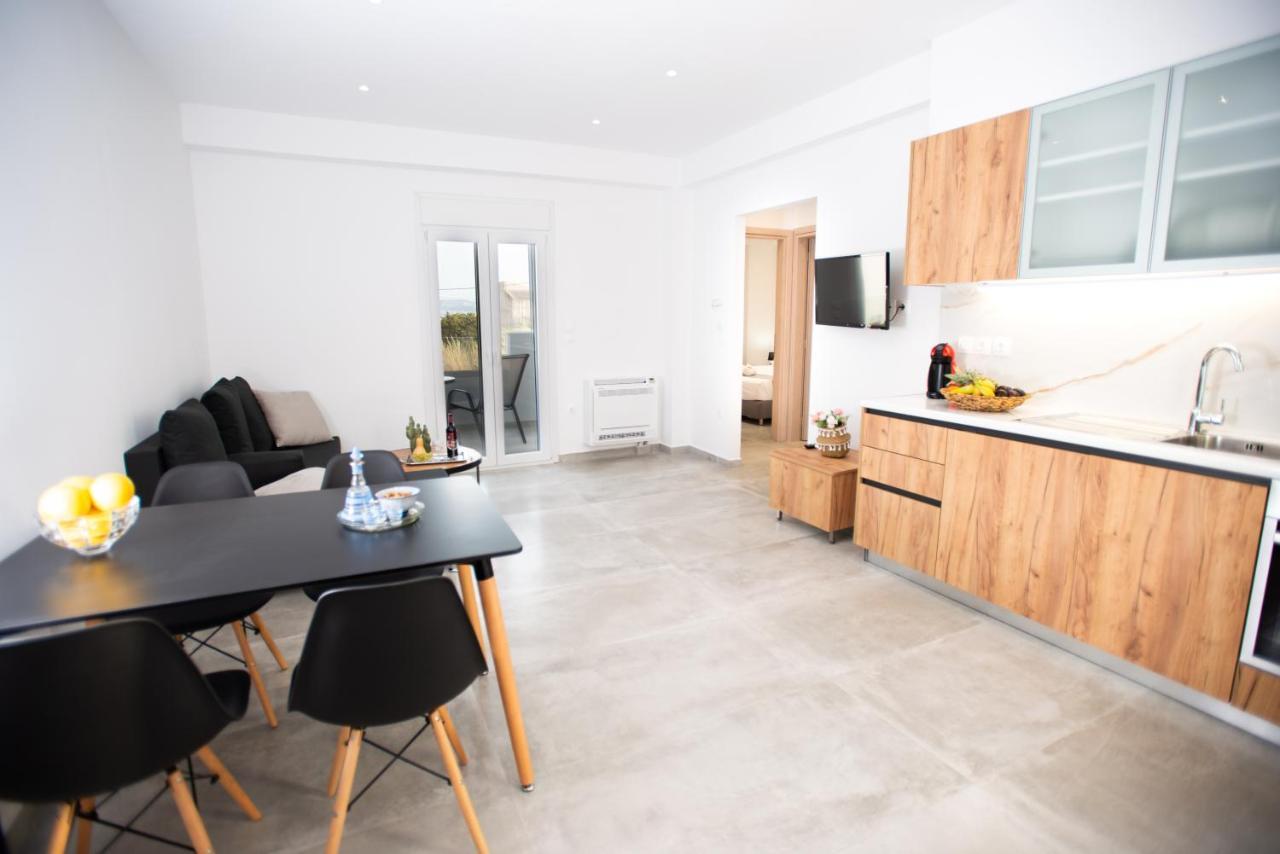 Raeti Apartments Tympáki エクステリア 写真